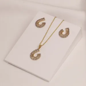 CONJUNTO CRAVEJADO COM ZIRCÔNIAS NAVETE CRISTAIS BANHO OURO 18K