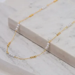 CHOKER BOLINHAS LISAS E PÉROLAS BANHO OURO 18K