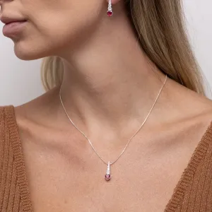 CONJUNTO CORAÇÃO PALITO COM ZIRCÔNIAS E PEDRA VERMELHO RUBI BANHO PRATA