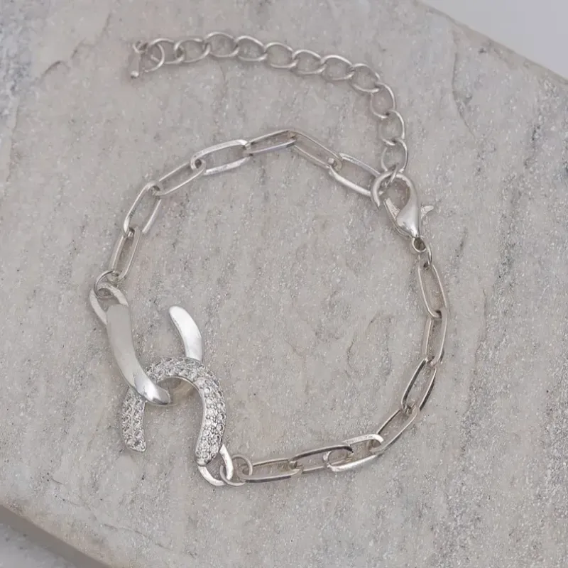 PULSEIRA INFINITE ELOS CARTIER CRAVEJADA COM ZIRCÔNIAS CRISTAIS BANHO PRATA