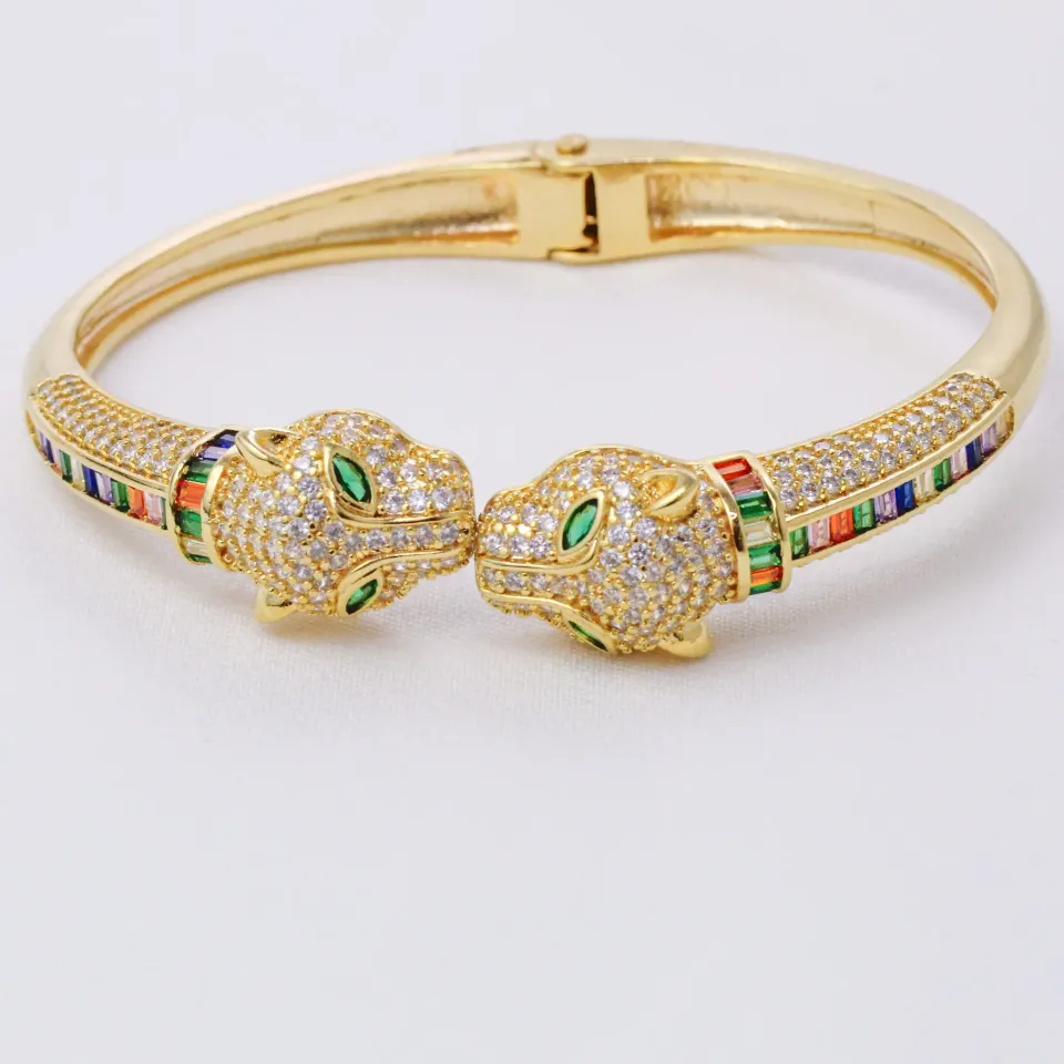 BRACELETE TIGRE COM ZIRCÔNIAS CRISTAIS E COLORIDAS BANHO OURO 18K