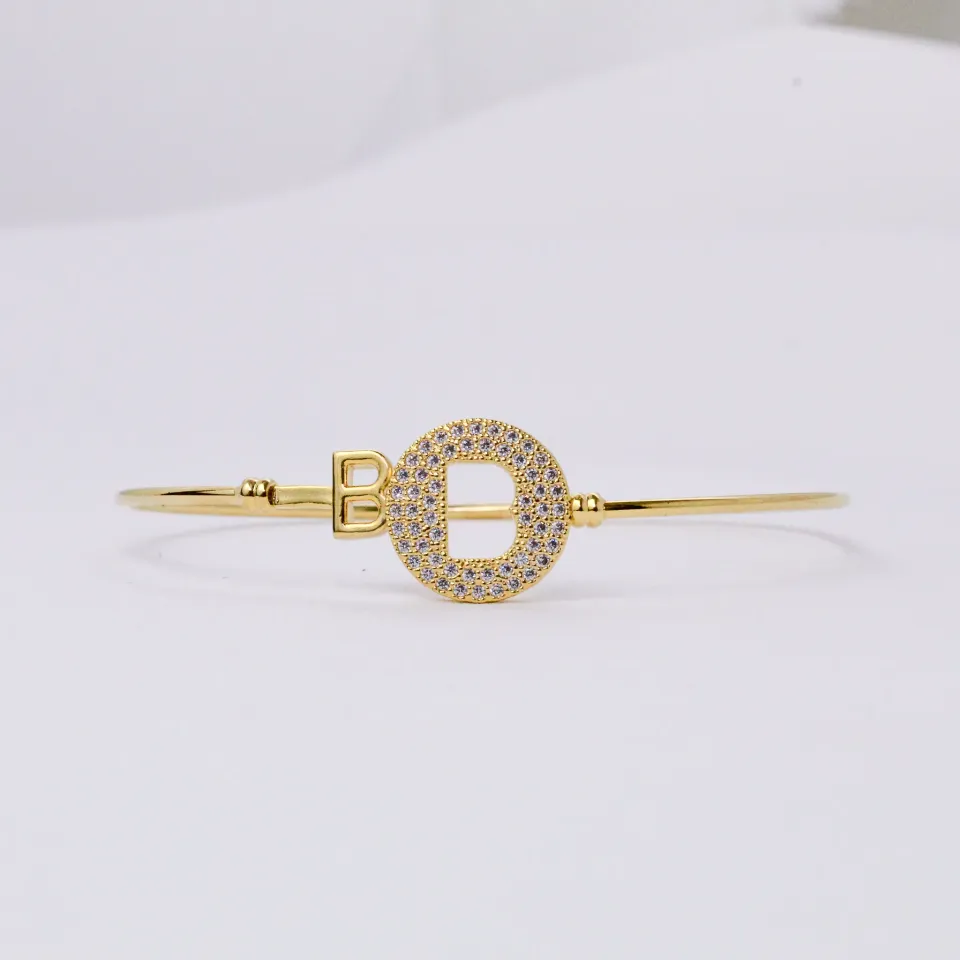 BRACELETE LETRA B COM ZIRCÔNIAS BANHO OURO 18K