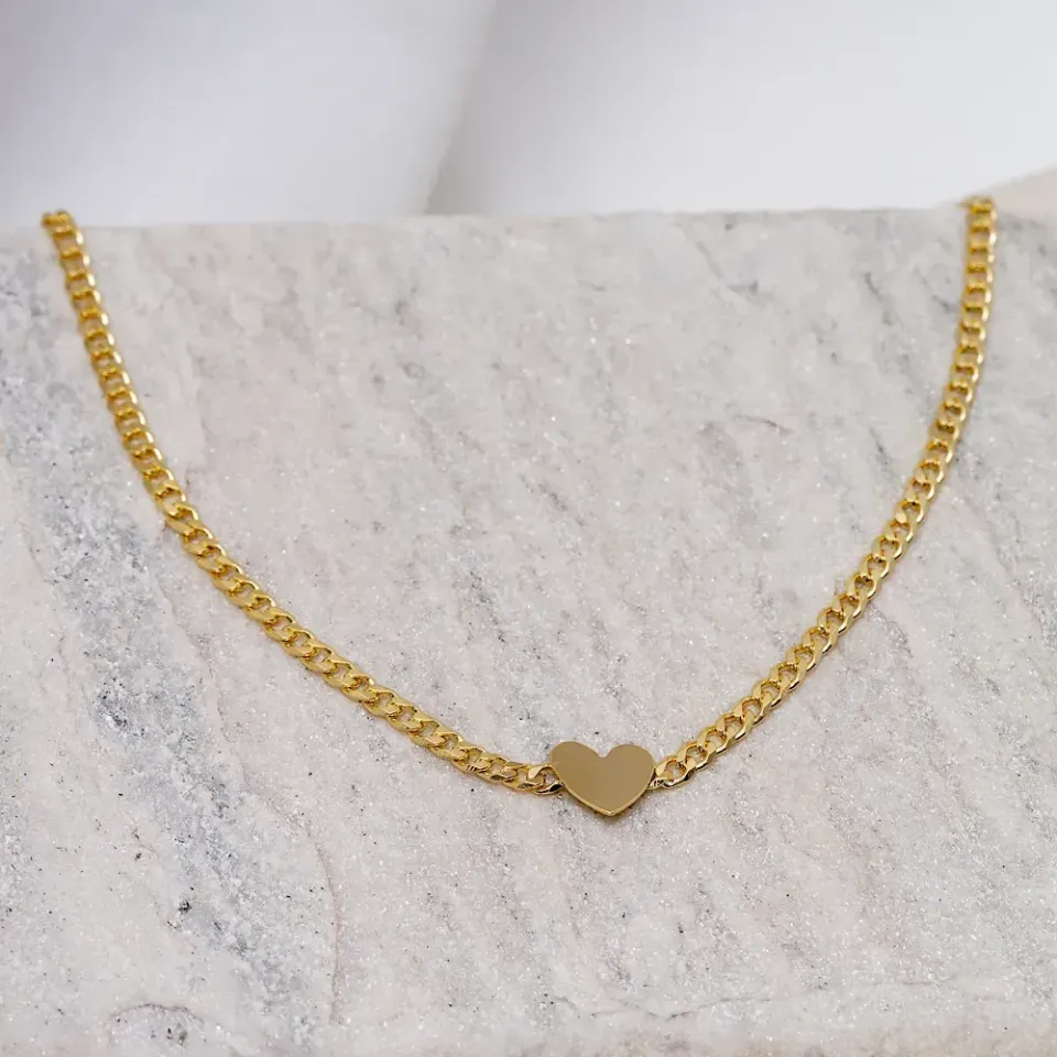 CHOKER GRUMET COM CORAÇÃO BANHO OURO 18K