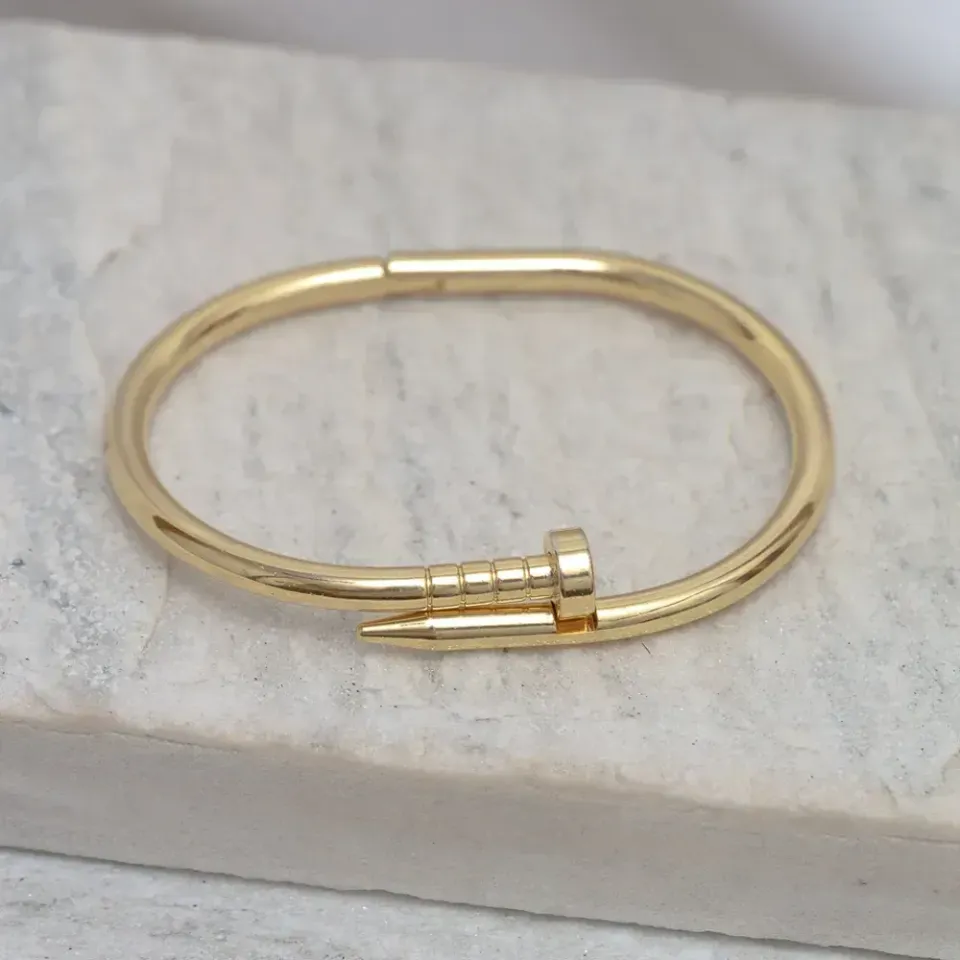 BRACELETE PREGO LISO BANHO OURO 18K