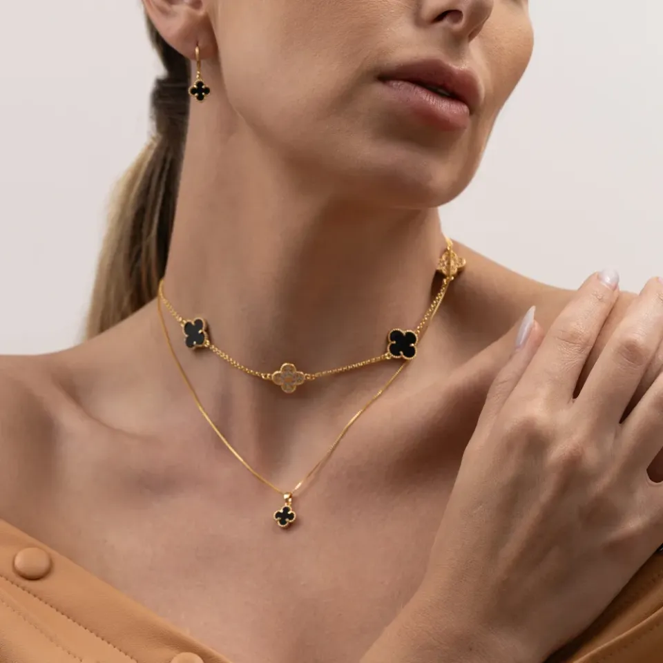 CHOKER VIRGINIA PEDRA PRETA E ZIRCÔNIA CRISTAL BANHO OURO 18K