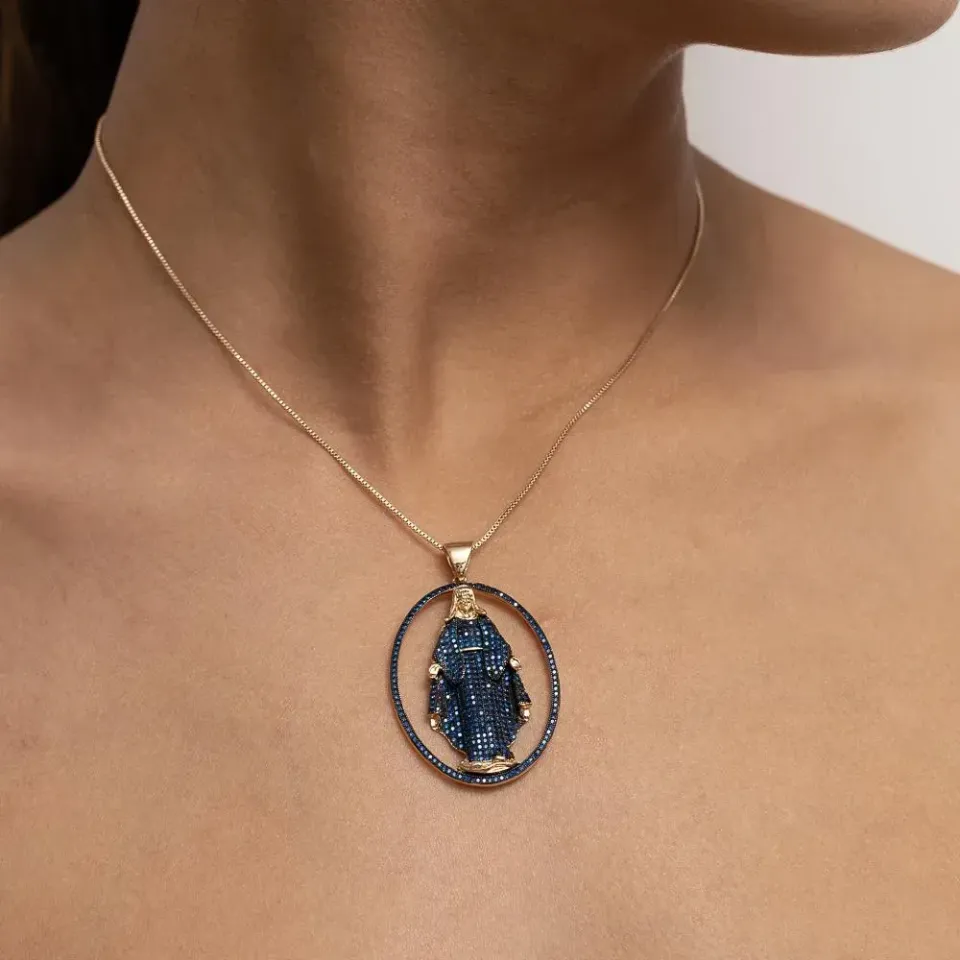 COLAR NOSSA SENHORA DAS GRAÇAS MANTO AZUL COM ZIRCÔNIA BANHO OURO 18K