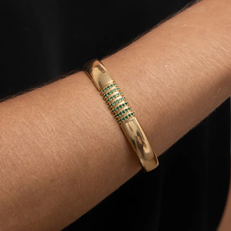 BRACELETE COM ZIRCÔNIAS VERDE ESMERALDA BANHO OURO 18K